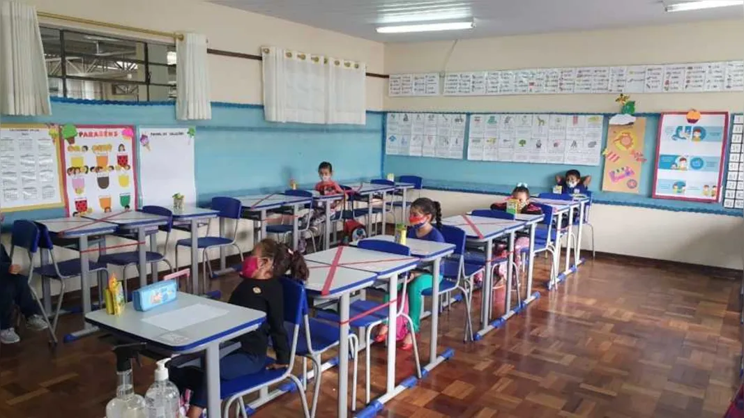 Ponta Grossa volta às aulas respeitando novas regras