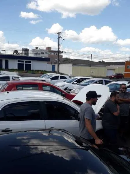 Motoristas estão preocupados com a falta de posicionamento da empresa Uber quanto as taxas cobradas nas corridas