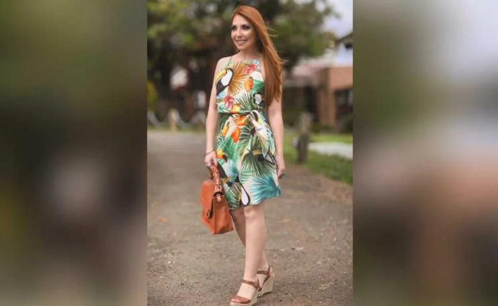 Niver - Fernanda Dutra será muito cumprimentada pela passagem de seu aniversário na próxima terça-feira (2). Vale registrar que Fernanda integra o time dos competentes advogados do conceituado escritório de advocacia João Paulo Nascimento e Associados. Da coluna RC os votos de felicidades e sucesso.