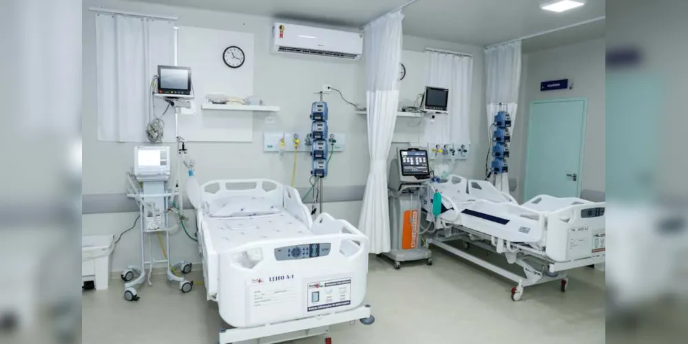 Nesta semana, o Paraná atingiu o maior número de internações em UTI desde o início da pandemia. A ocupação de leitos está em 94% no Estado