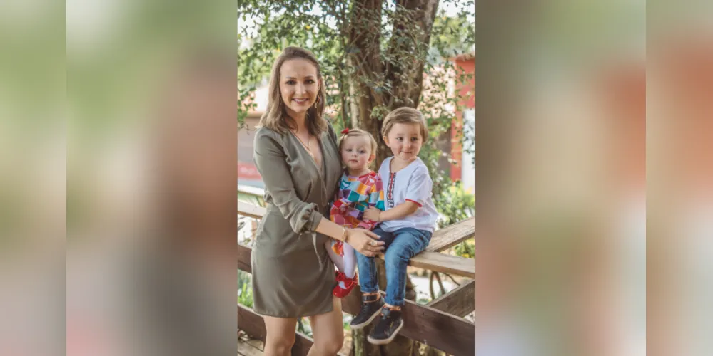 Carla Marilia Blum Morgado e seus filhos Elisa e Alfredo Blum Morgado