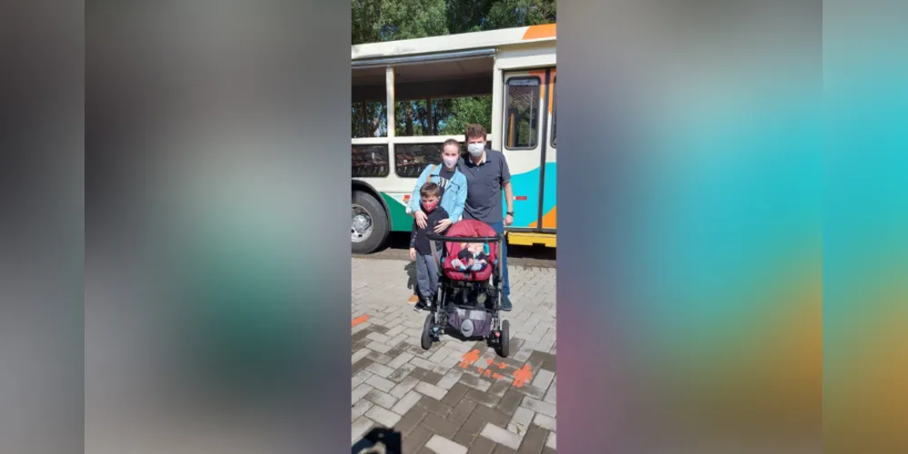 Imagem ilustrativa da imagem Família de SC escolhe Vila Velha para retomar seus passeios