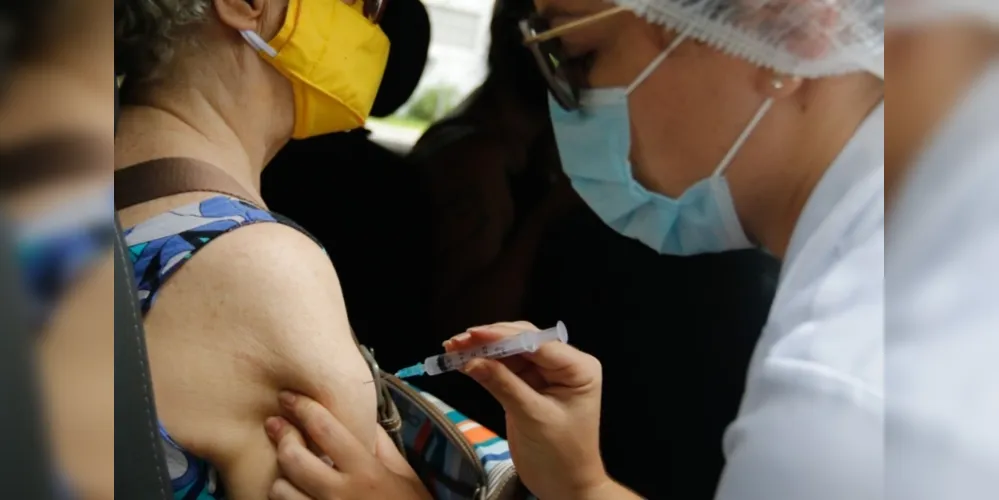Município possui reserva financeira para adquirir novas doses do imunizante
