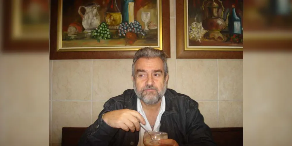 Notícia sobre morte do pediatra Mualmeri Cesar Kasesmarki Silva é falsa.