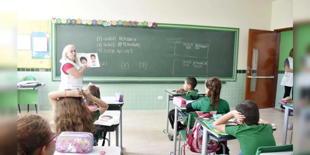 Decreto anterior autorizava a realização do ensino híbrido a partir de segunda-feira (15)