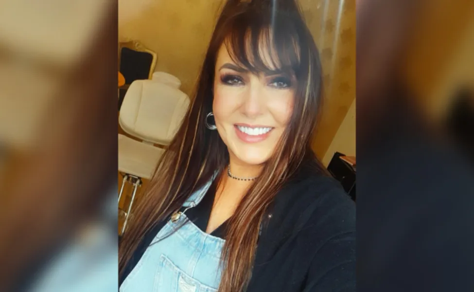 REGISTRO - Patrícia Okuma receberá as felicitações pela troca de idade, na próxima terça-feira (8). Patrícia se destaca pelo seu trabalho impecável como maquiadora. Da coluna RC os votos de realizações e alegrias