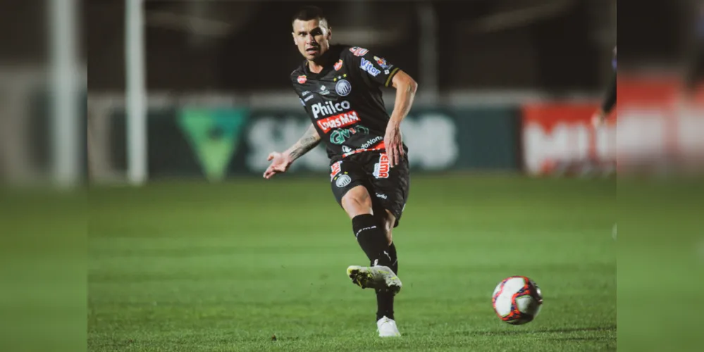 Imagem ilustrativa da imagem Buscando o G4, Operário enfrenta o Goiás pela Série B