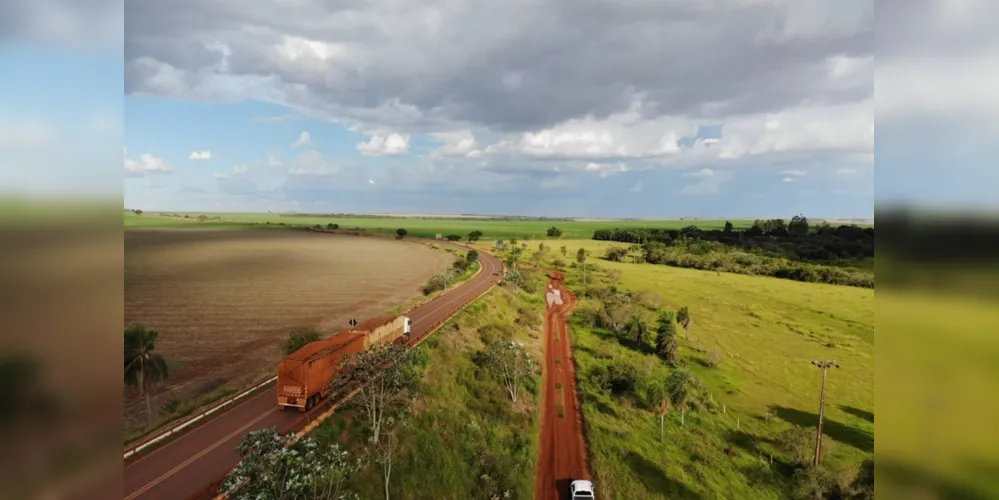 Visita do grupo tecnico ao ponto de ligação da nova ferroeste com a malha oeste
Foto Gilson Abreu/AEN