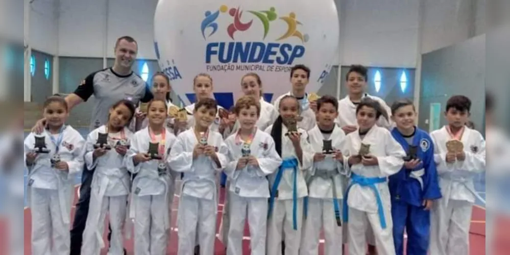 Imagem ilustrativa da imagem Projeto Leões do Tatame realiza campanha de doação de sangue