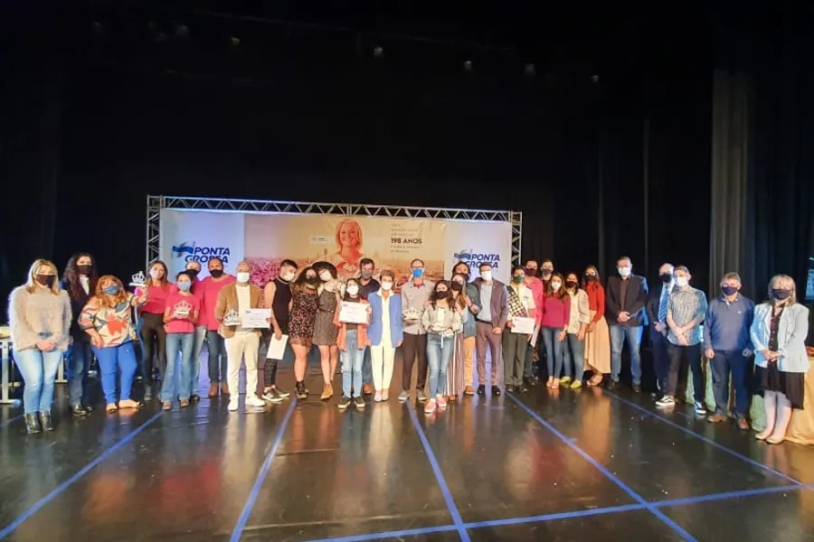 Ponta Grossa comemora 198 anos no Cine-Teatro Ópera