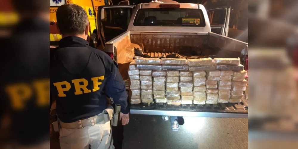 Veículo tinha saído do Mato Grosso do Sul e seguia para Joinville, em Santa Catarina; Motorista foi preso e encaminhado para a delegacia