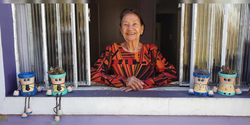 Eodete Rodrigues observou da porta de sua casa as mais diversas mudanças que Ponta Grossa