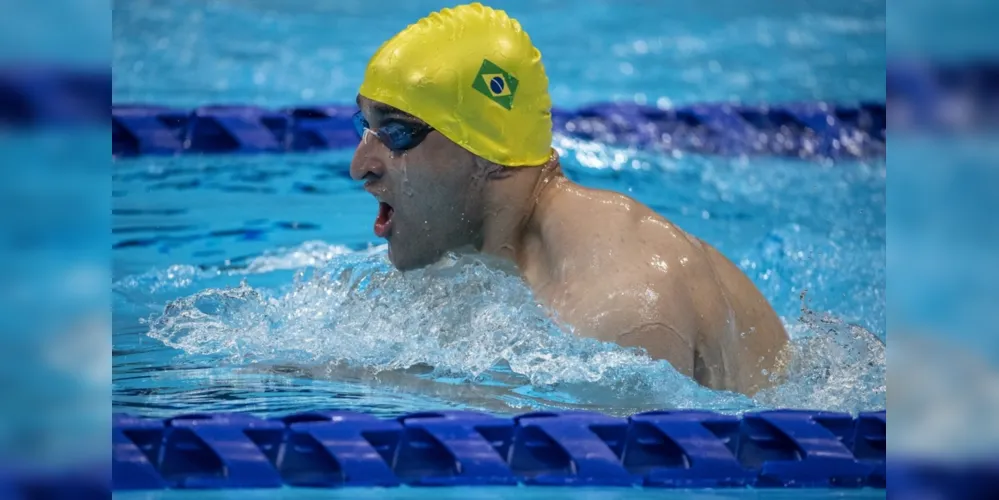 Eric Tobera, conquistou na noite de quarta-feira (25) a medalha de bronze no revezamento 4x50m Livre 20 pontos