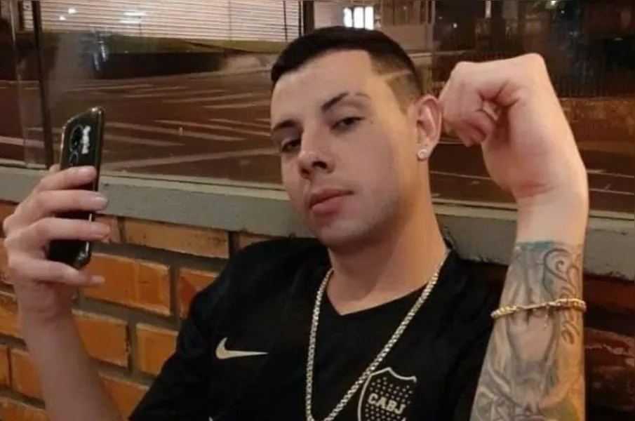 Lucas Ferreira dos Santos, de 25 anos, foi morto na Rua Pau Brasil, no Jardim Castanheira