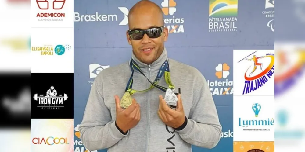 O paranaense acumula vitórias e recordes em quatro modalidades, voltada para deficientes visuais