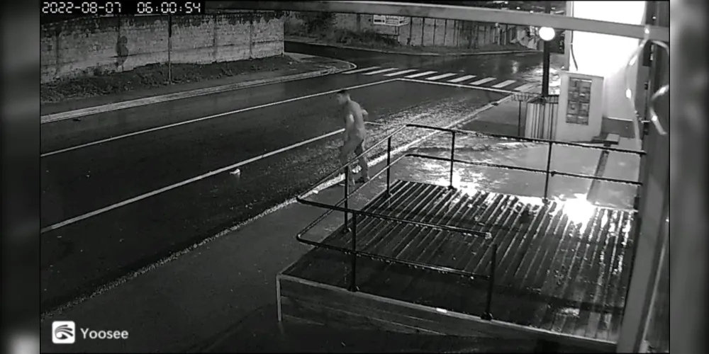 Imagens foram captadas momentos depois de acidente na rua Barbara Stein