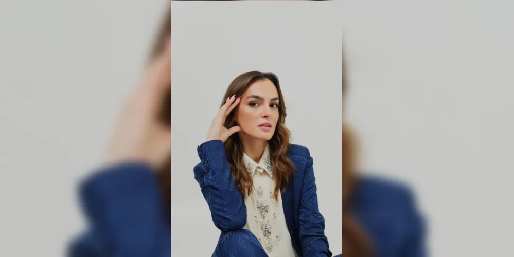 DESTAQUE - A badalada consultora de imagem Thays Ribeiro será a responsável pela produção do desfile que acontecerá no evento de 7 anos da coluna RC. As conceituadas lojas Vibe, Madani, Maria Dolores e Mr. Cat mostraram as principais tendências da moda na ocasião. A produção dos modelos ficará a cargo do salão MB Concept.