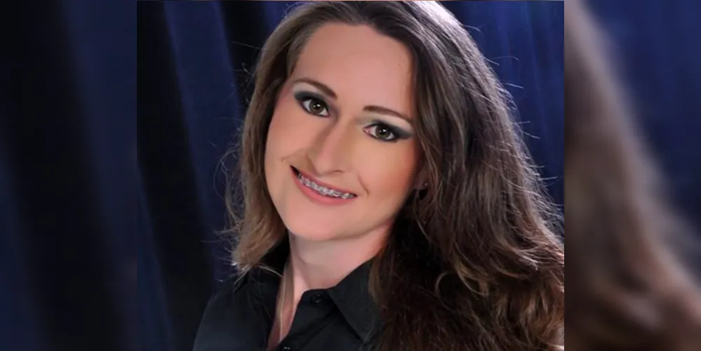 Vítima foi brutalmente assassinada em frente à filha de apenas três anos de idade