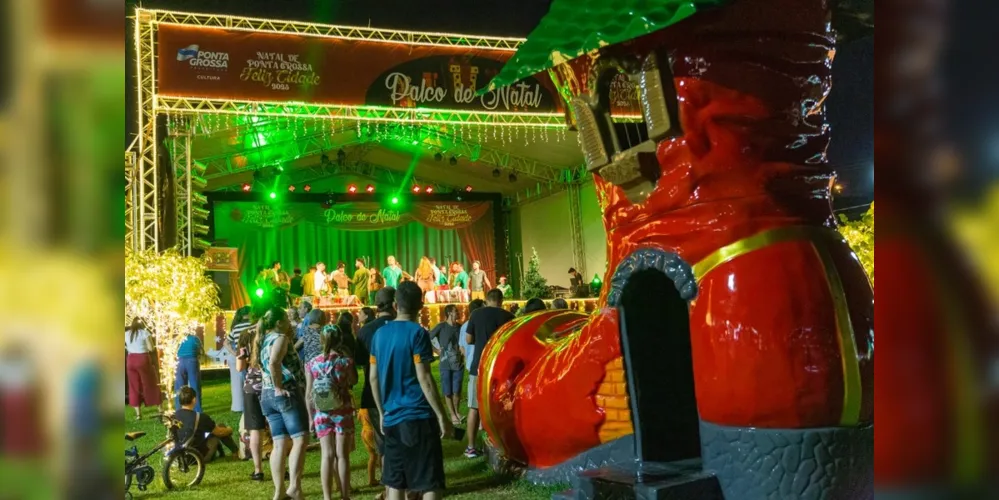 A peça contará com dez atores em cena, figurino inspirado no livro, cenários e maquiagem fiéis ao conto