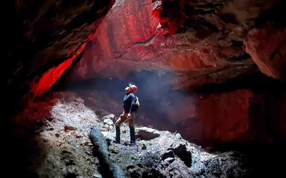 O roteiro das atividades se concentra nas belezas naturais da Escarpa Devoniana, que abrange a região leste do Estado, incluindo Castro e Ponta Grossa.