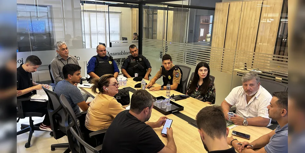 Grupo aRede definiu, em reunião junto dos representantes de cada postulante ao Poder Executivo, as regras do debate que será promovido em 3 de outubro