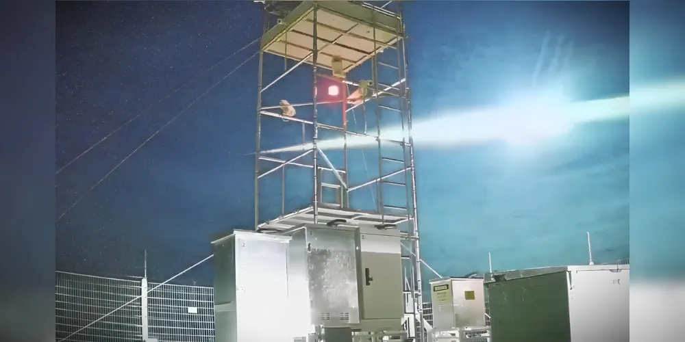 Meteoro Superbólido foi visto por volta das 19h, dessa quarta-feira (23)
