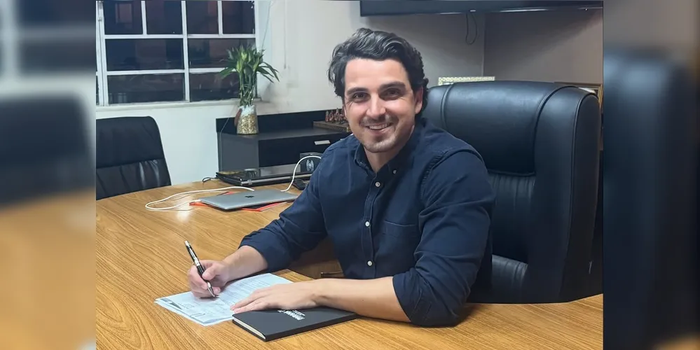 O prefeito Emiliano Gomes destacou a importância dos investimentos na educação