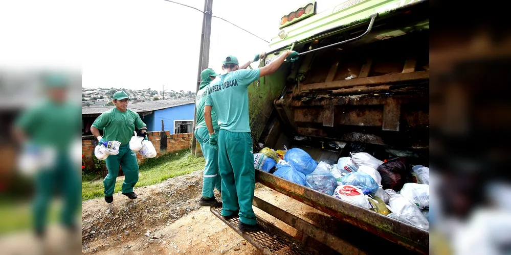 Coleta de resíduos continuará sendo feita pela Ponta Grossa Ambiental (PGA)