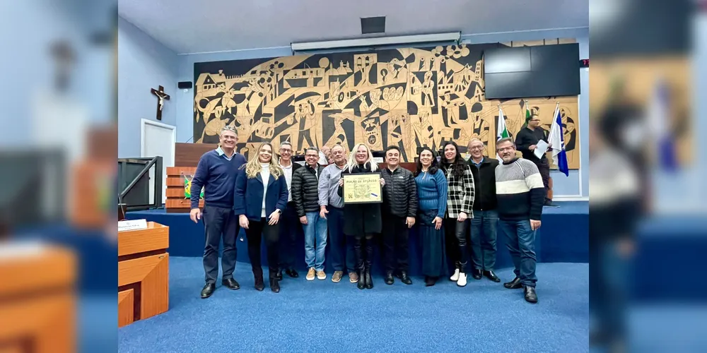 Imagem ilustrativa da imagem Contábeis UEPG recebe moção de aplauso na Câmara de PG