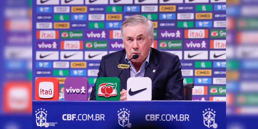 Carlo Ancelotti durante entrevista coletiva pela Seleção Brasileira