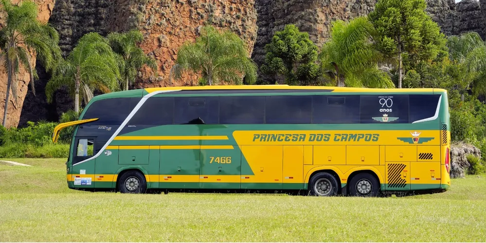 Ônibus da viação Princesa dos Campos
