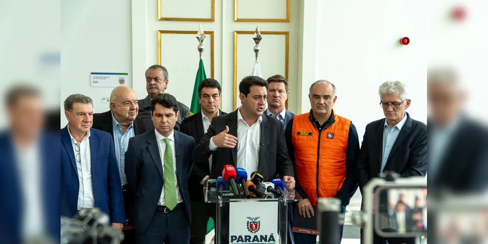 A decisão foi definida durante reunião no Palácio Iguaçu com secretários de Estado e prefeitos das cidades afetadas
