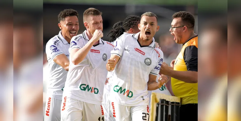 Gabriel Feliciano marcou o gol de empate do Operário